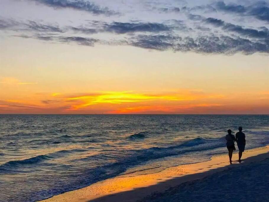 Lovely 1 Bedroom Unit Across From Lido Key Beach Sarasota Extérieur photo